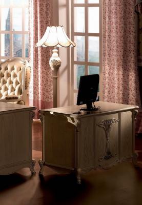 CARPENTER 108 Стол компьютерный